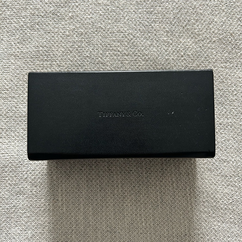 Tiffany’s sun glasses